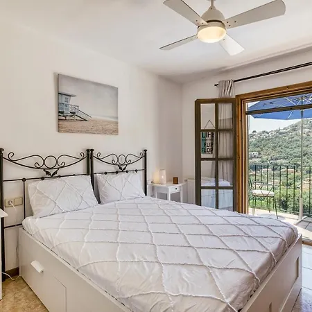 Castell Mirto - Private Pool Villa *